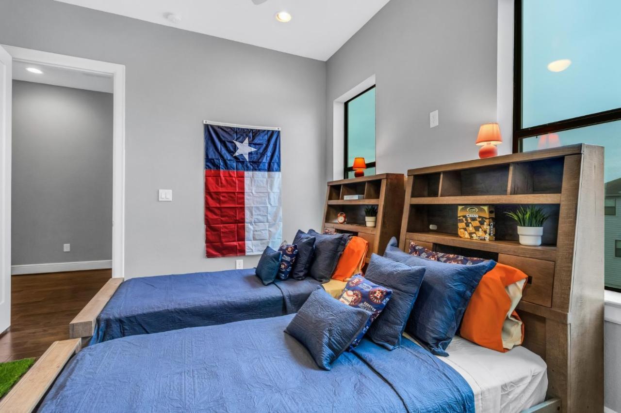 Modern, Houston Inspired House With Best Views Of Downtown! - Less Than 1 Mile To Eado Midtown Bars Home المظهر الخارجي الصورة